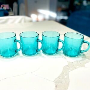 Arcoroc Vintage French Jardiniere cups Ribbed Teal Set of 4 mugs turquoise Nice!